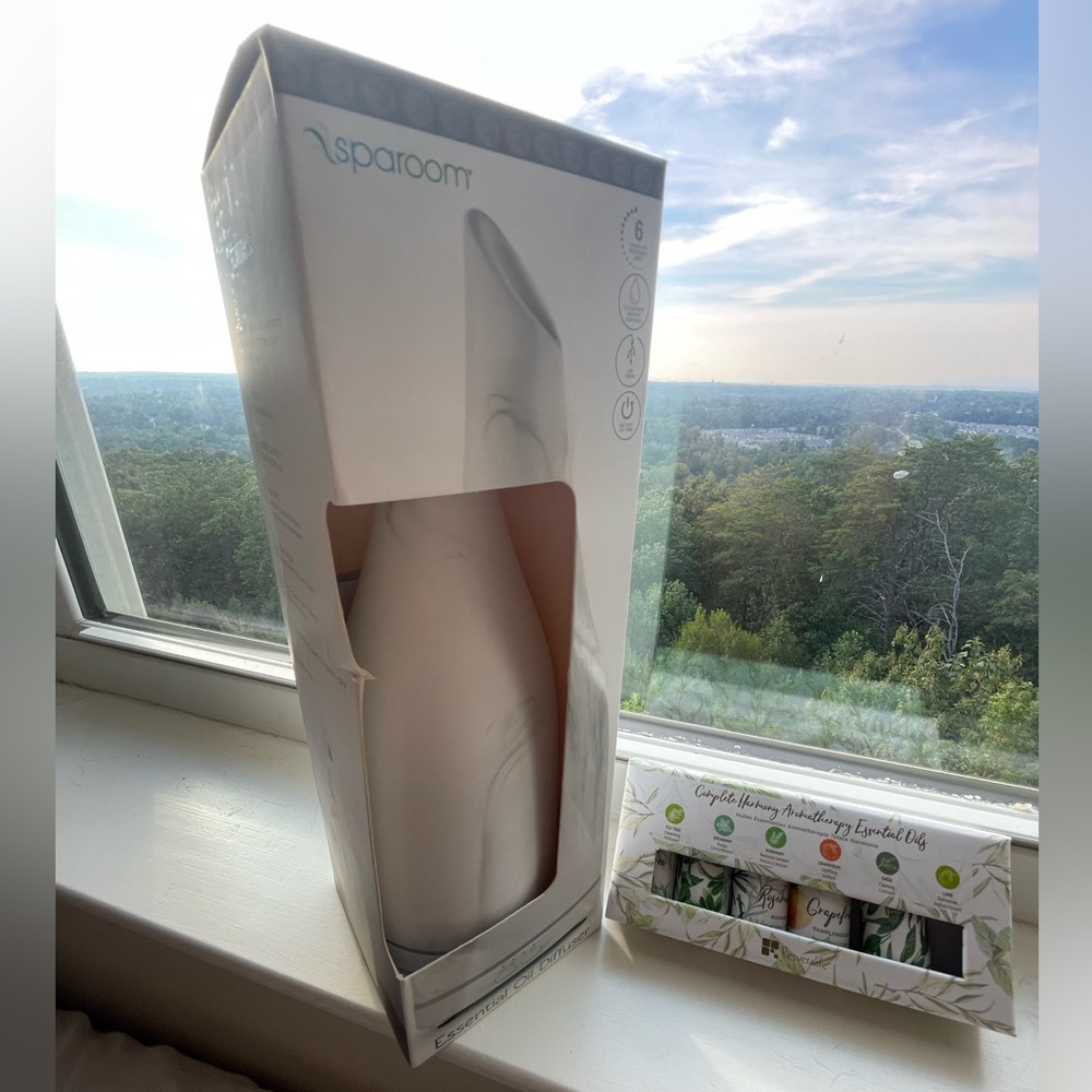 Diffuser and Essential Oils